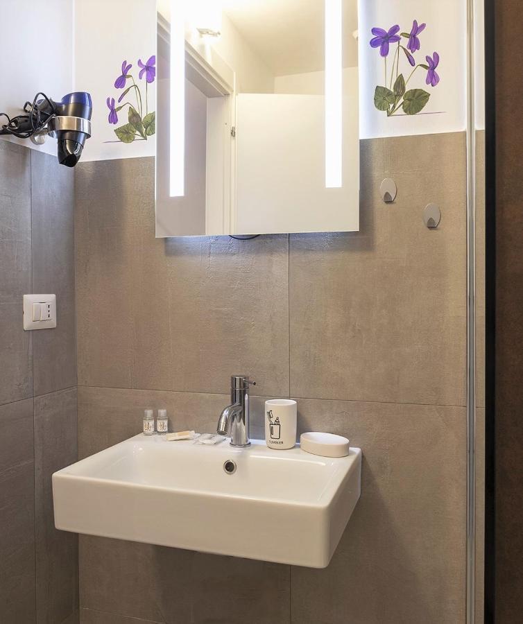 Carvajal Rooms: Historic Orvieto Center with AC and Netflix Exterior photo