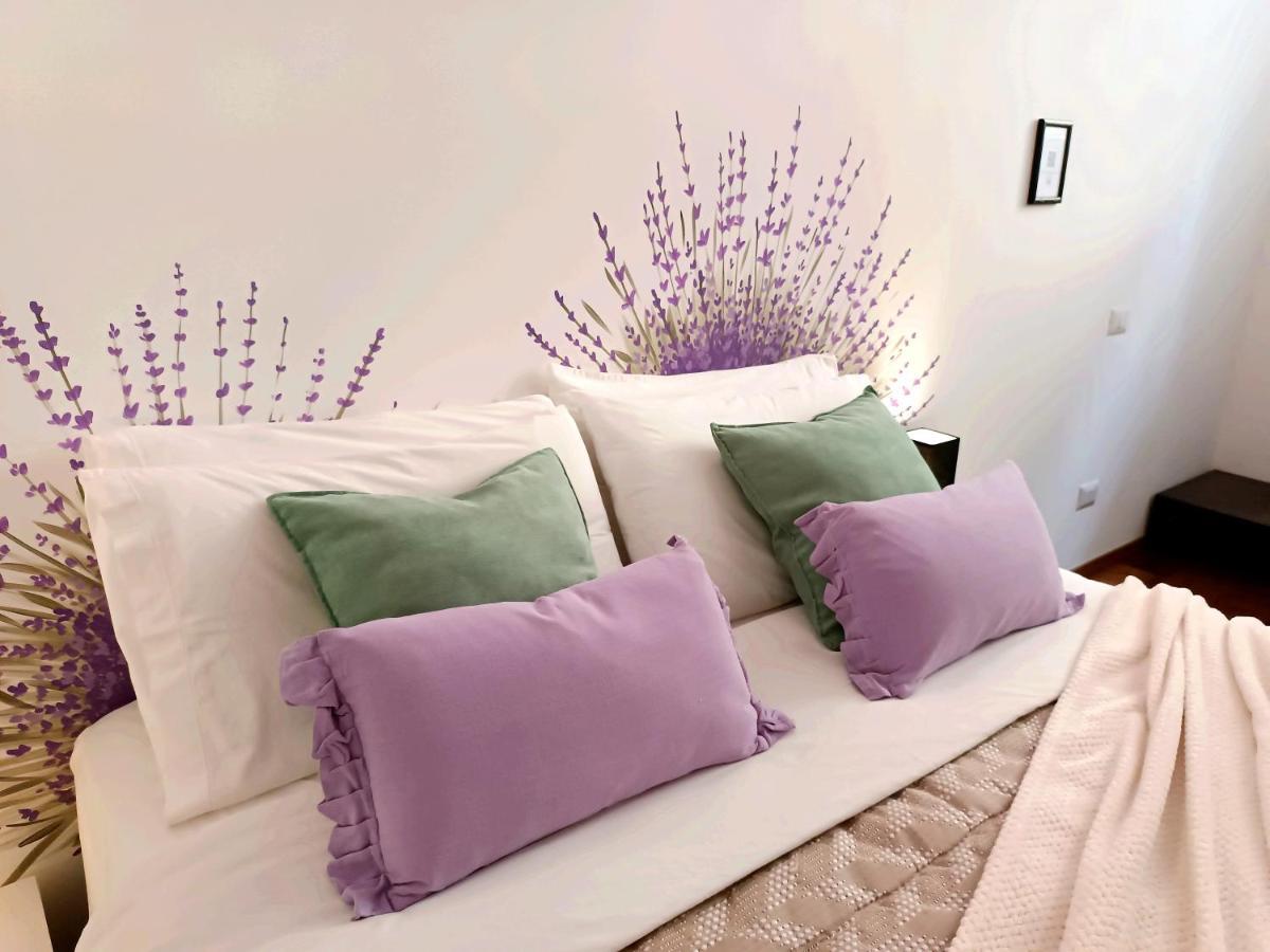 Carvajal Rooms: Historic Orvieto Center with AC and Netflix Exterior photo