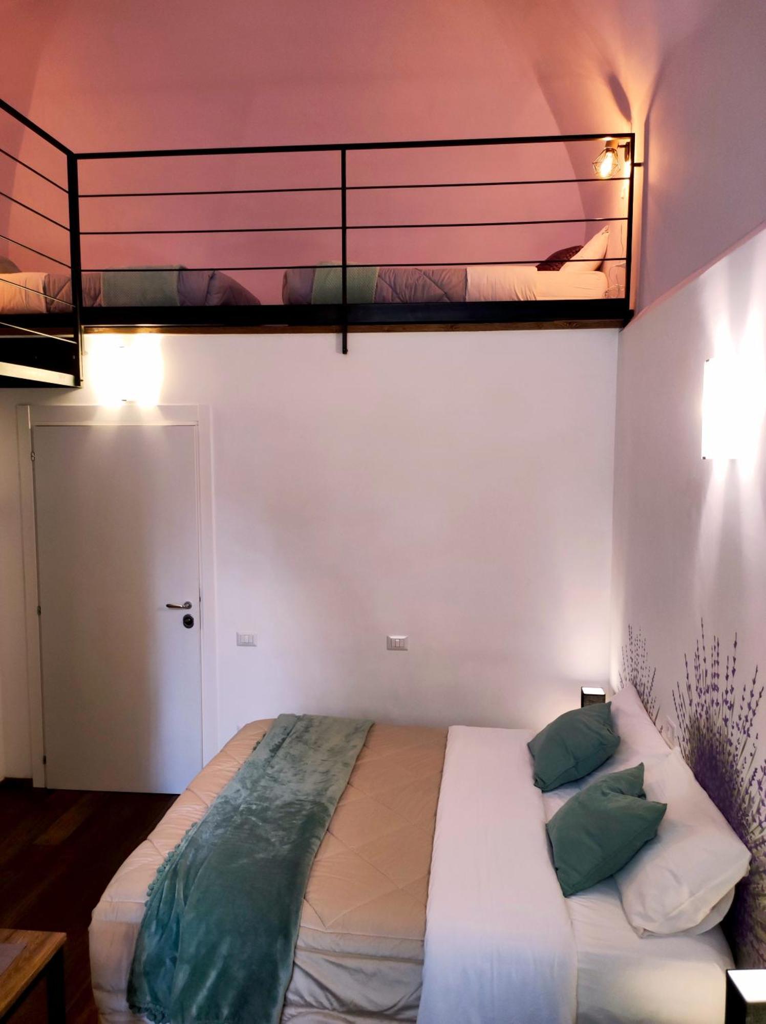 Carvajal Rooms: Historic Orvieto Center with AC and Netflix Exterior photo
