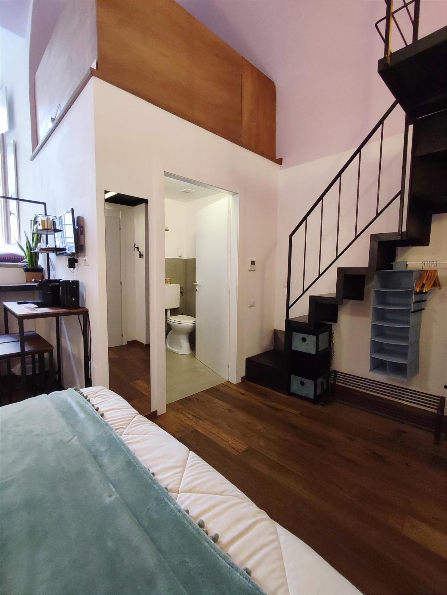 Carvajal Rooms: Historic Orvieto Center with AC and Netflix Exterior photo